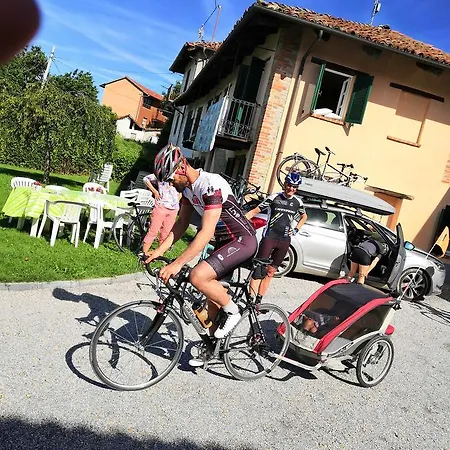 ファームステイ Agriturismo Il Ciliegio トレイゾ